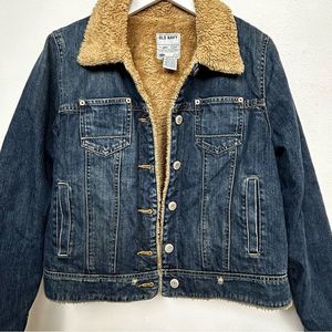 Sherpa-Lined Denim Jacket for Women in size Large